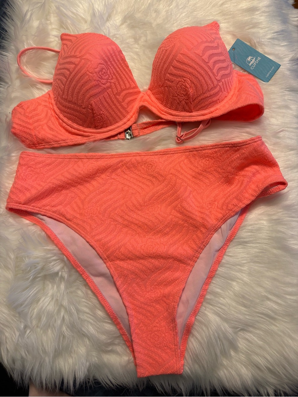 Cupshe NWT Coral Peach Textured Underwire Padded Cup Bikini Set Size XL